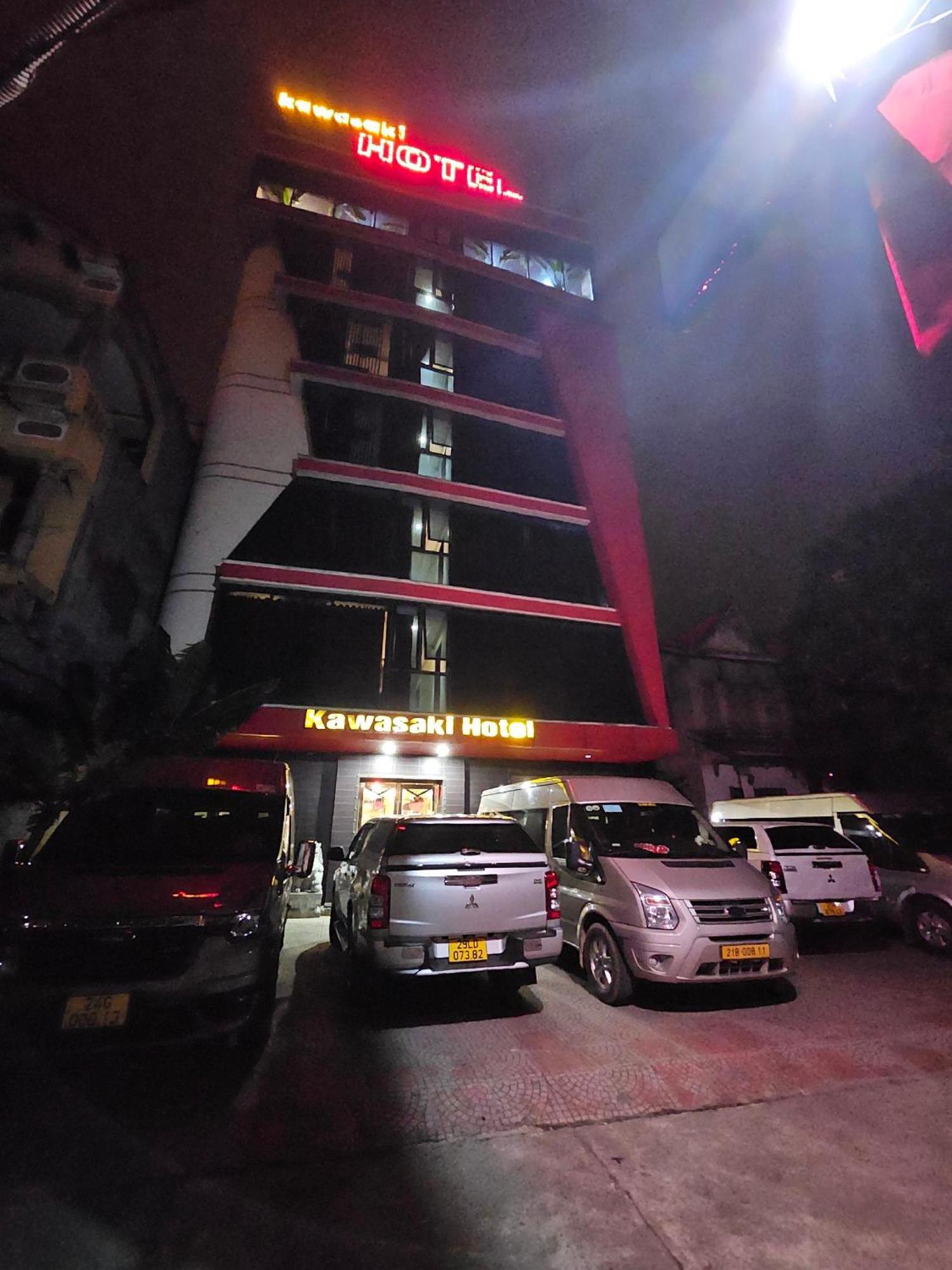Kawasaki Noi Bai Airport Hotel Esterno foto